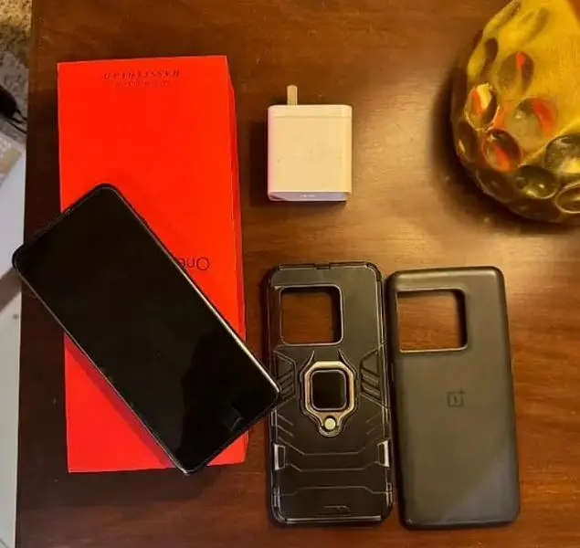 OnePlus 10pro 256gb official PTA approved for sale 0322-8197801 whtsp